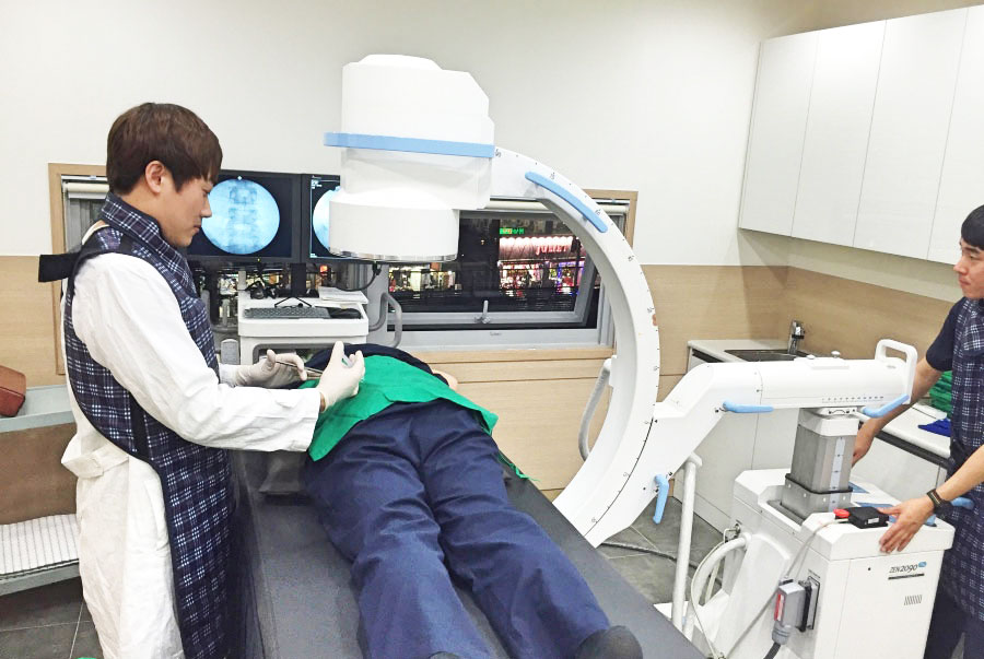 C-arm 치료실